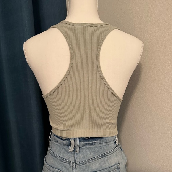 Grey Crew Neck Stretchy Ribbed Racer Back Crop Top Size S/M - Picture 6 of 6